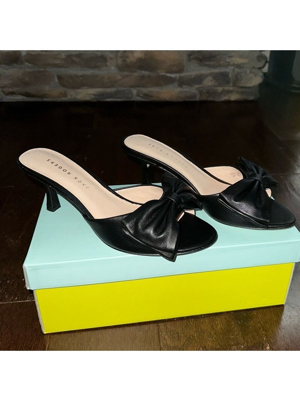 Jack Rogers-Lola Bow Mid Heel sandals black size 8 New in box. - Picture 8 of 16